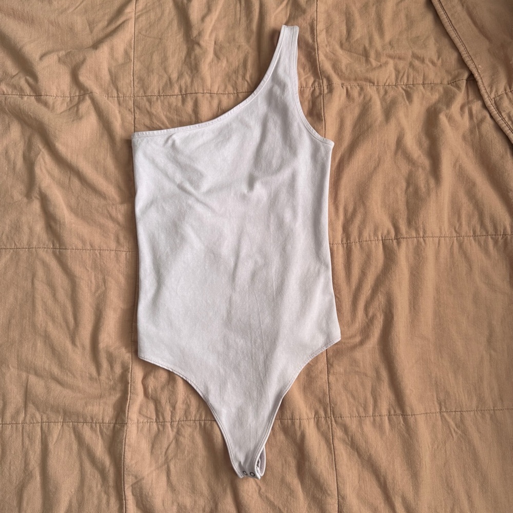 Abercrombie & Fitch | Cotton-Blend Seamless One-Shoulder Bodysuit Pink | M